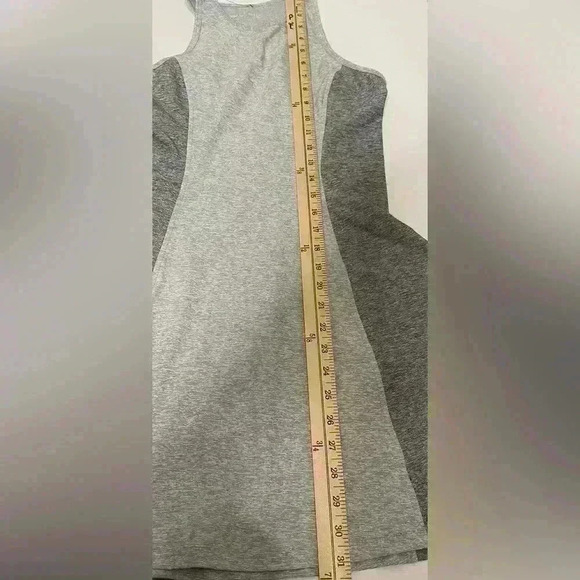 Outdoor Voices Athena Dress Medium - Picture 9 of 9